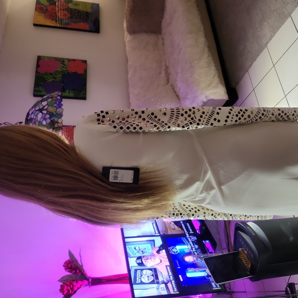 Dress - Picture 2 of 3